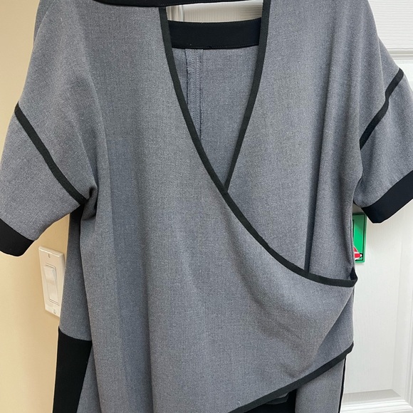 Lux and Luster open back top - Picture 2 of 3